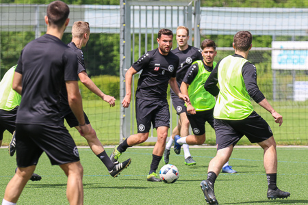 2021 06 26 Trainingsauftakt 21 22 25