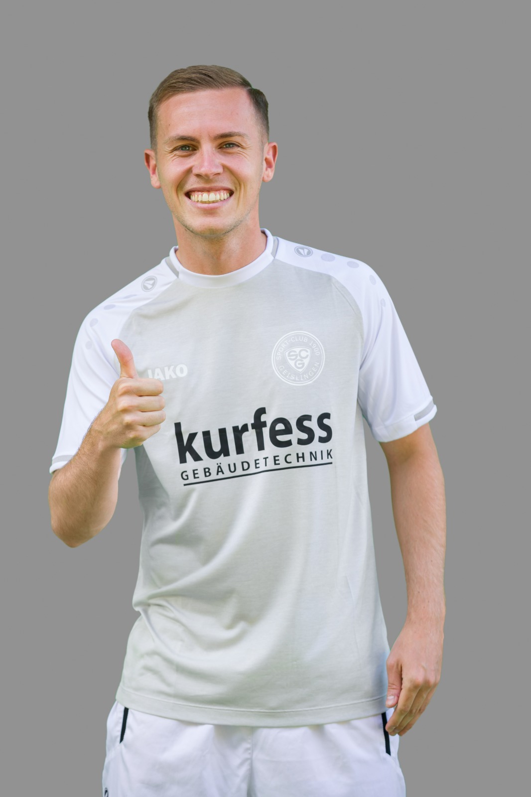 Michael Wende gegen Ex-Geislinger Mario Feldmeier. Foto: Thomas Madel Presseschau