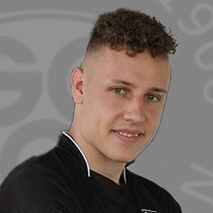 Michael Wende gegen Ex-Geislinger Mario Feldmeier. Foto: Thomas Madel Presseschau